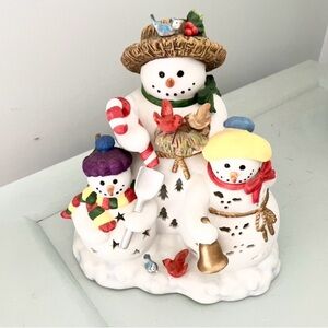 Retired Partylite Snowbell Family Christmas Decor